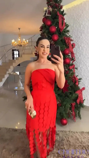 Vestido Rubi – Elegância e Sofisticação em Vermelho!