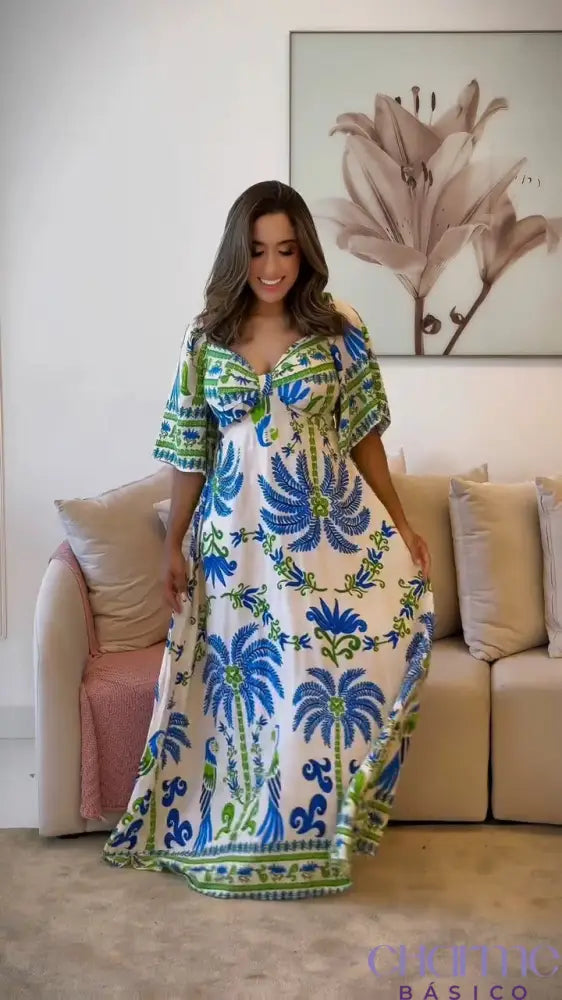 Vestido Lívia – Sofisticação e Leveza para Todas as Ocasiões