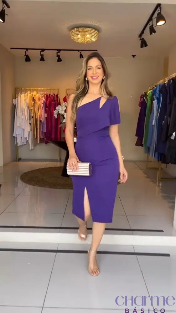 Vestido Lavínia – Sofisticação e Exclusividade em Cada Detalhe!