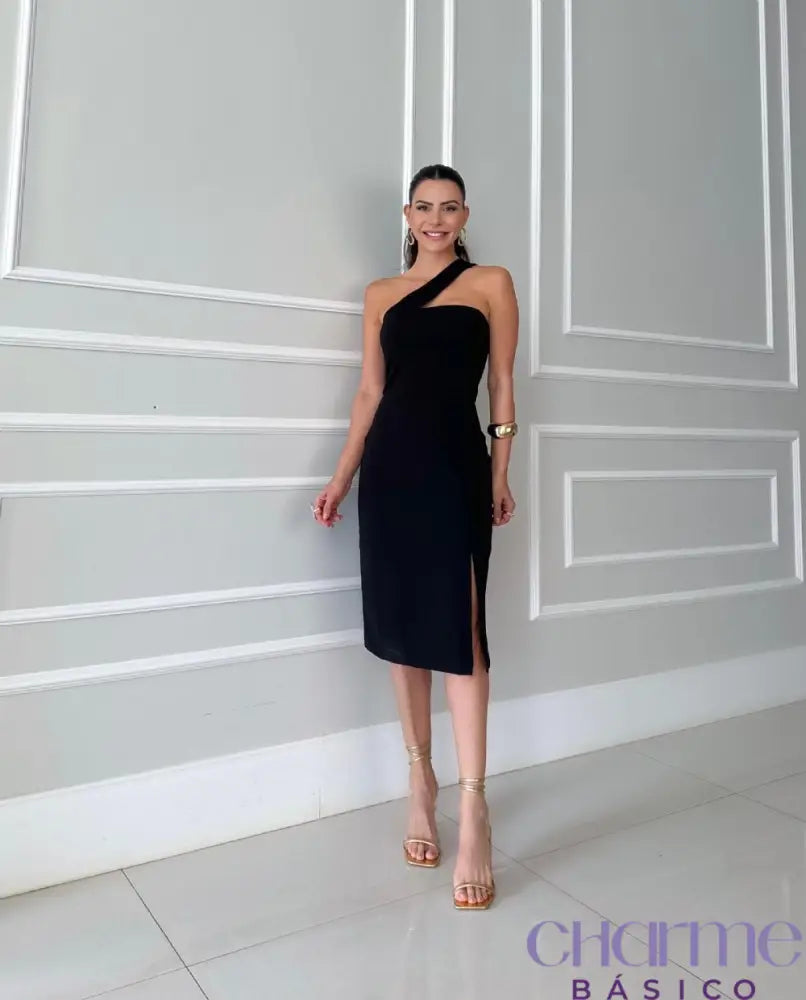 Vestido Siena - Minimalismo e Sofisticação