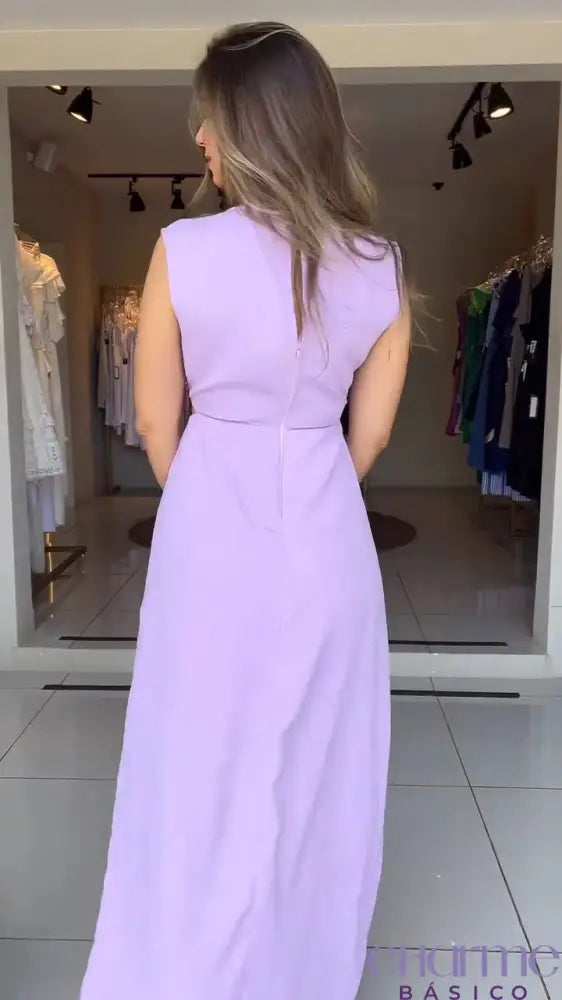 Vestido Lavanda Grace - Elegância e Leveza em Cada Detalhe