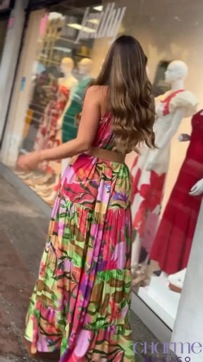 Vestido Tropical Paraíso - Vibração e Elegância para os Dias de Sol